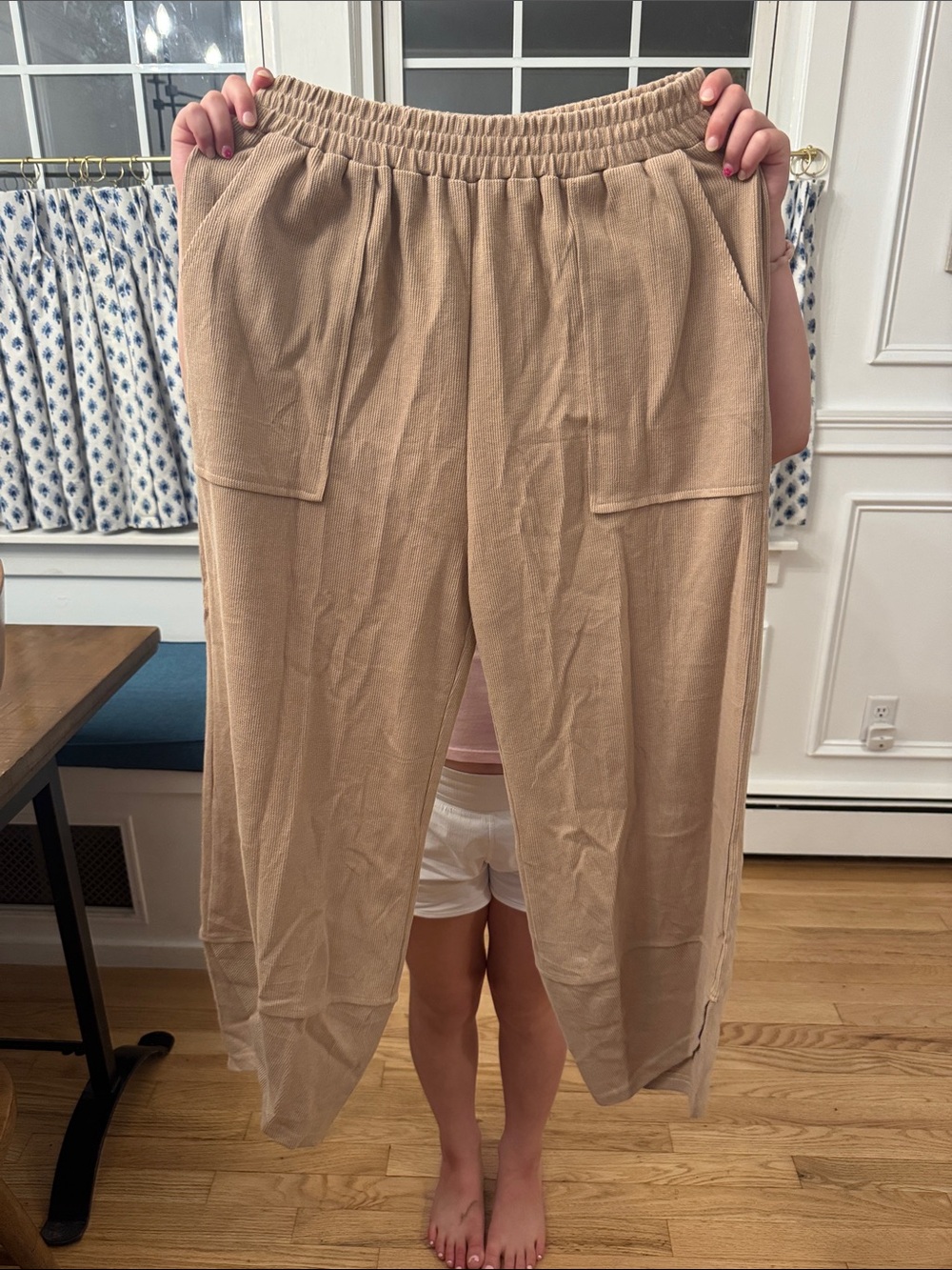 Amazon Wide Leg Women’s Pants — Beige/Tan